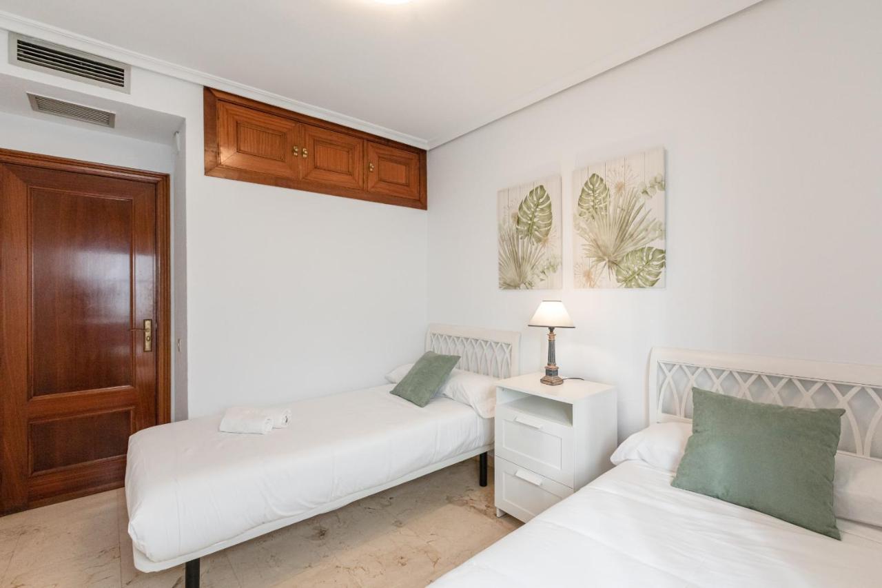 Green- Apartments Las Setas Севиля Екстериор снимка